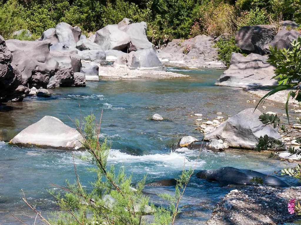 ホテル La Porta Delle Gole Motta Camastra イタリア